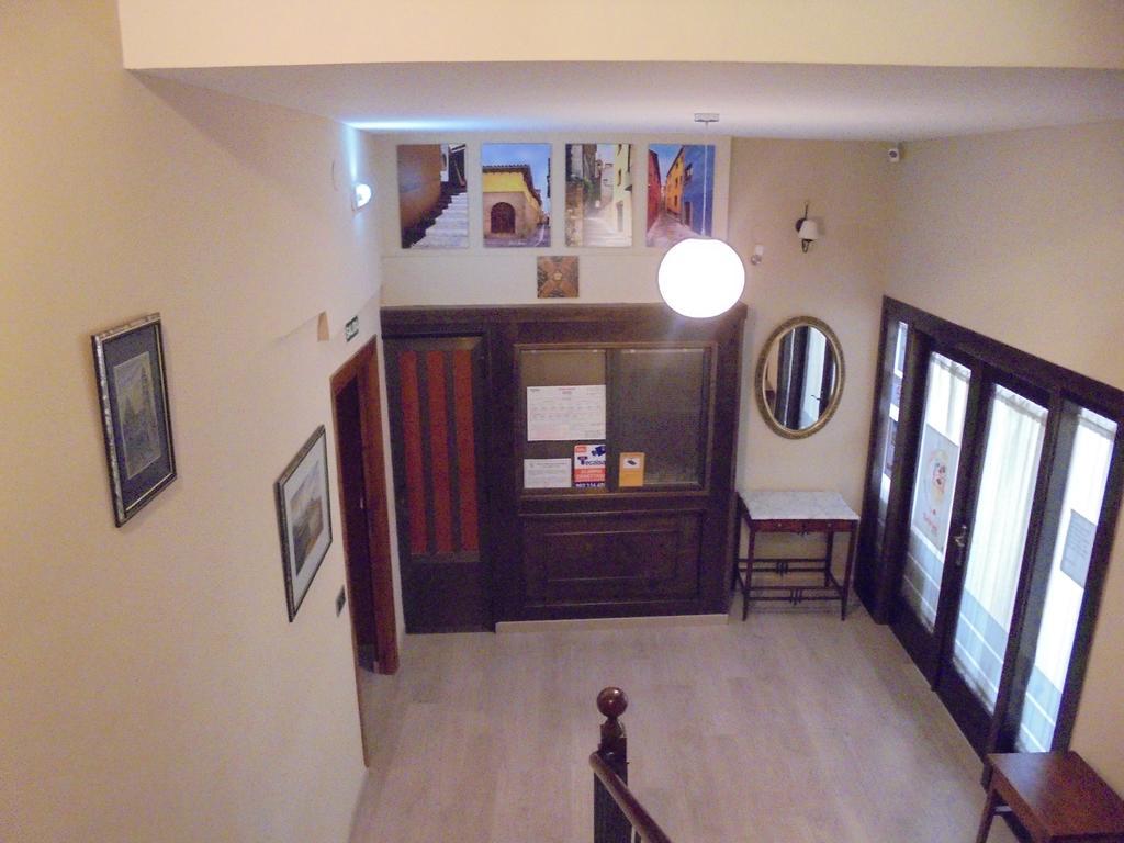 Hostal Palacete De Los Arcedianos Tarazona Exterior photo
